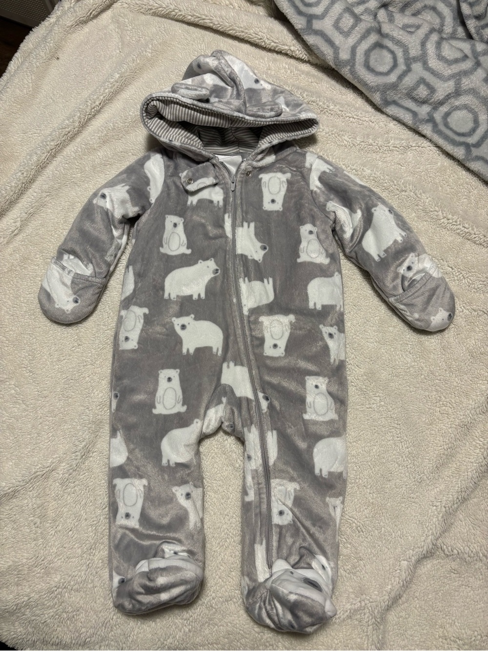 Cozy Grey Polar Bear Hooded One-Piece for infant 9m